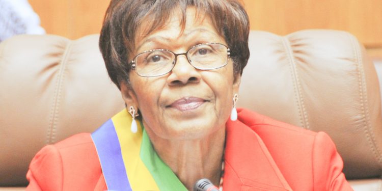 Rose Francine Rogombé, présidente par interim
