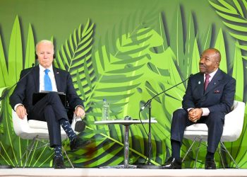 Joe Biden et Ali Bongo Ondimba Conférence de Glasgow de 2021 sur les changements climatiques. © Droits réservés