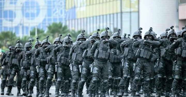 Parade militaire de la fête de l’Indépendance du Gabon ans LXII :  la Garde républicaine une armée dans l’armée ? © D.R.