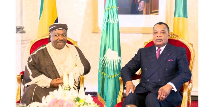 13 février 2018, échange entre Ali Bongo Ondimba et Denis Sassou N'guesso. © DR.