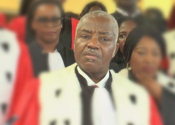 Grève des magistrats | le plaidoyer de Germain Nguema Ella devant les députés. © Le Confidentiel.